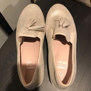 Fitflop tassle superstate wedge loafer -brand new